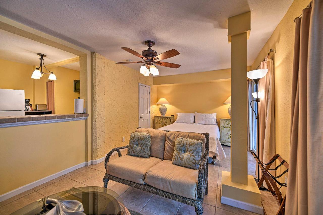 Lido Key Hideout With Patio And Yard And Walk To Beach! Сарасота Екстериор снимка
