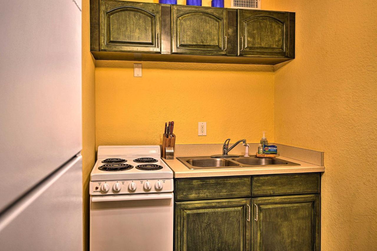 Lido Key Hideout With Patio And Yard And Walk To Beach! Сарасота Екстериор снимка